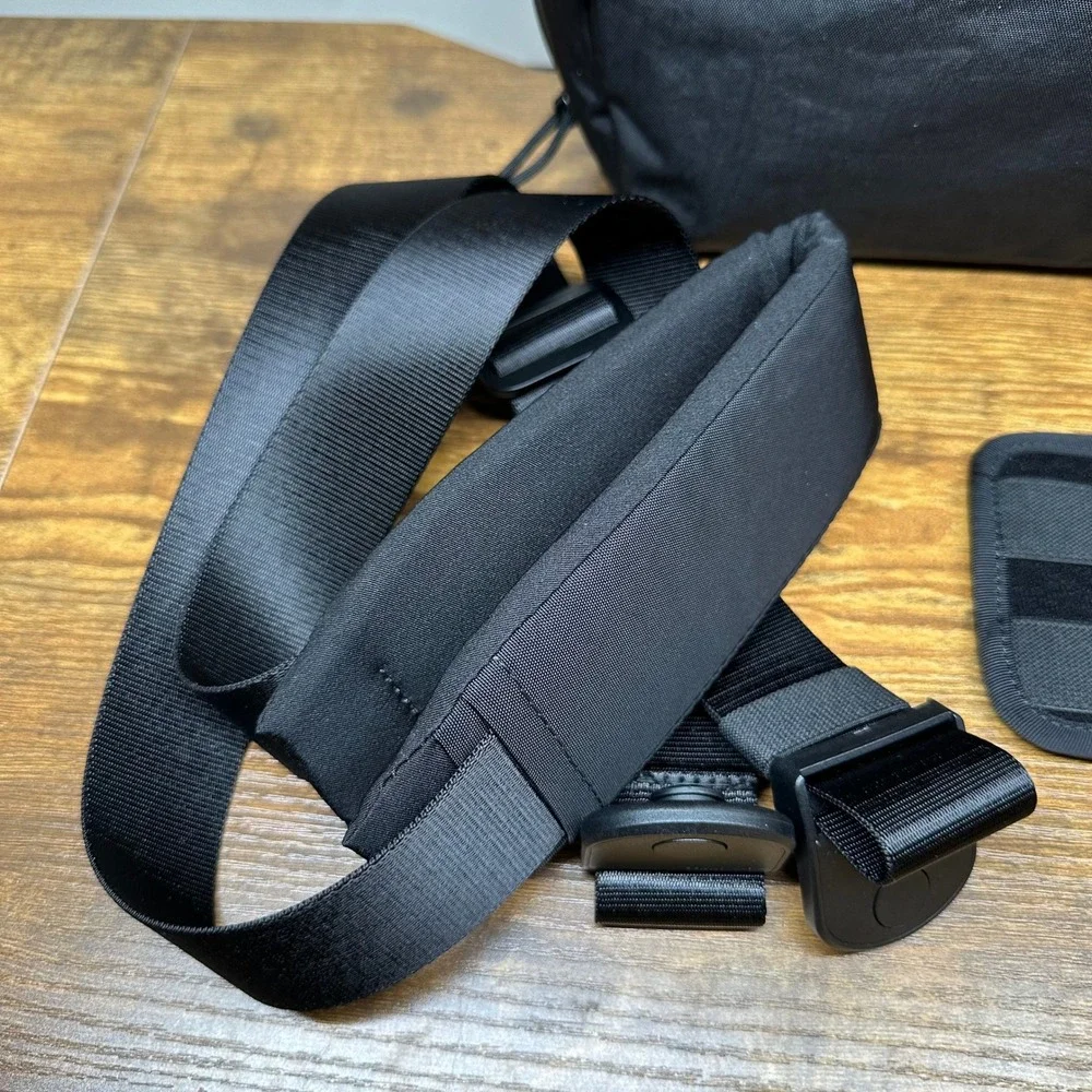 Alpaka Eclipse Gaming Sling Black Axoflux 400D Nylon Bag Gamer Travel Hiking - Picture 3 of 11